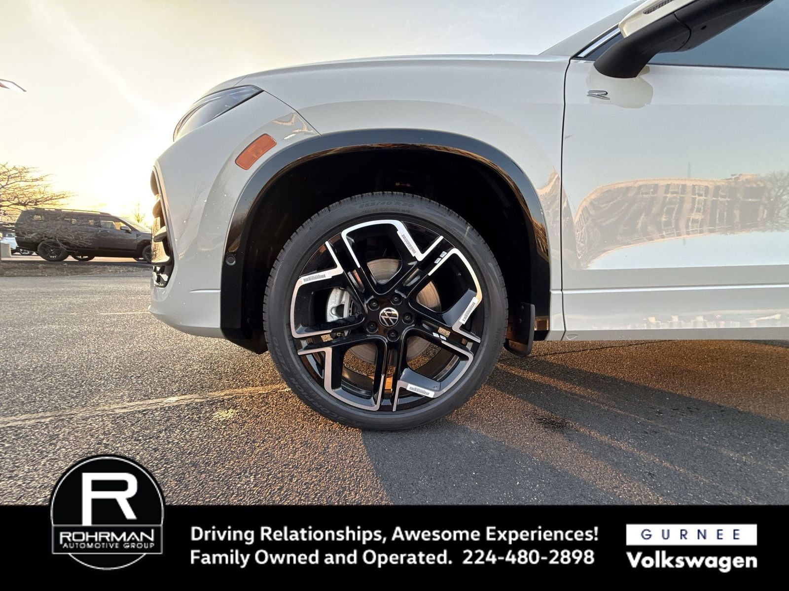 2026 Volkswagen Tiguan 2.0T SEL R-Line Turbo