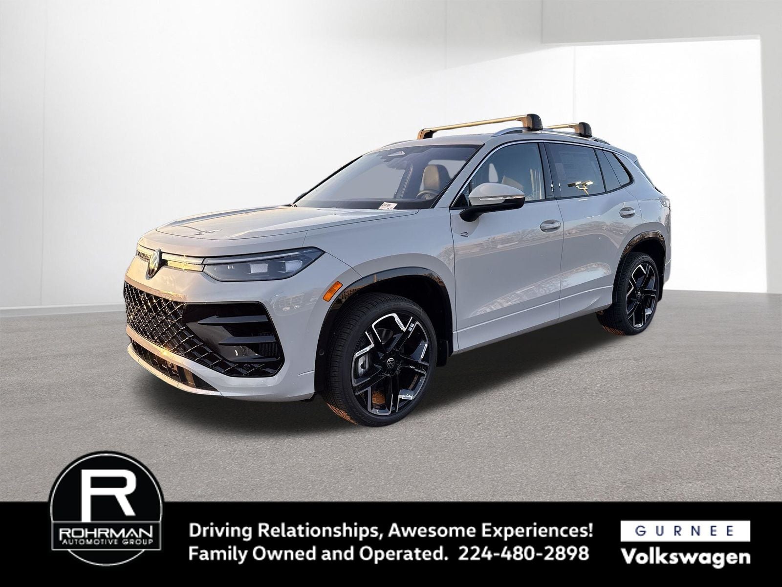 2026 Volkswagen Tiguan 2.0T SEL R-Line Turbo