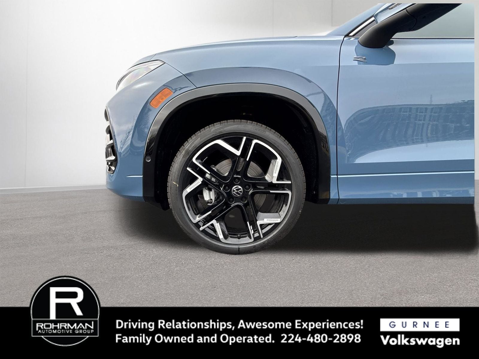 2026 Volkswagen Tiguan 2.0T SEL R-Line