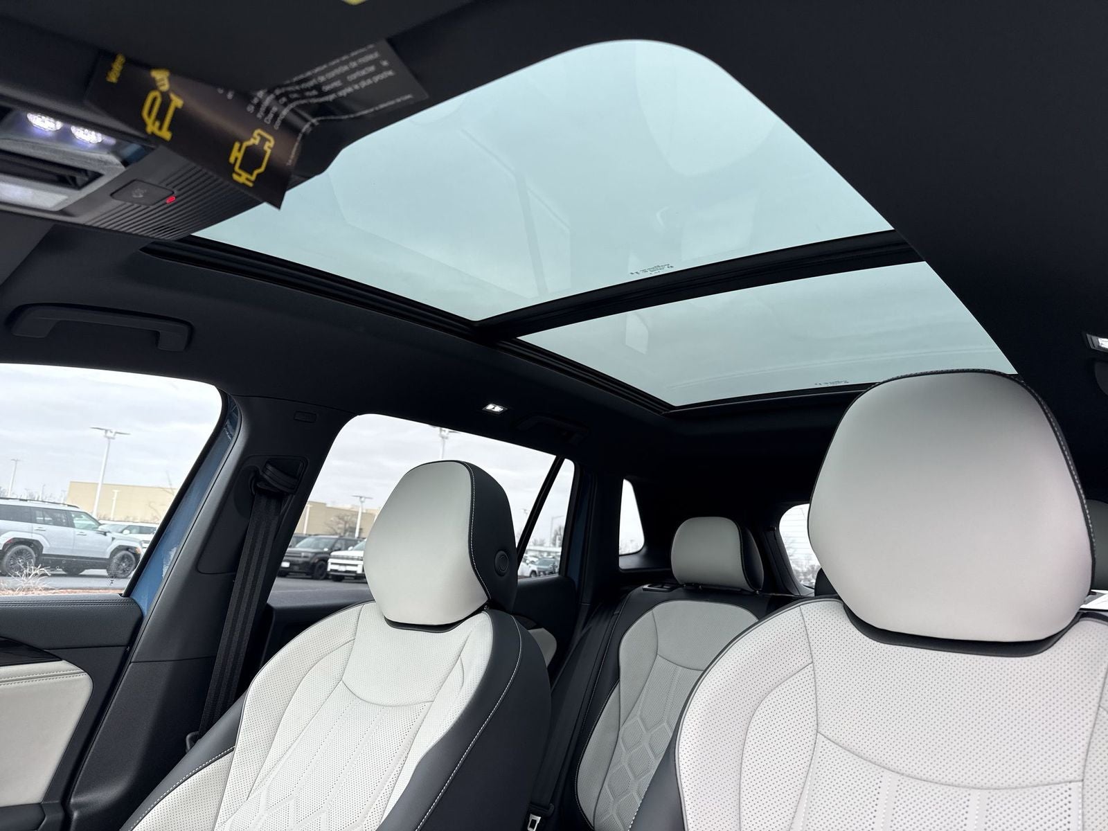 2026 Volkswagen Tiguan 2.0T SEL R-Line