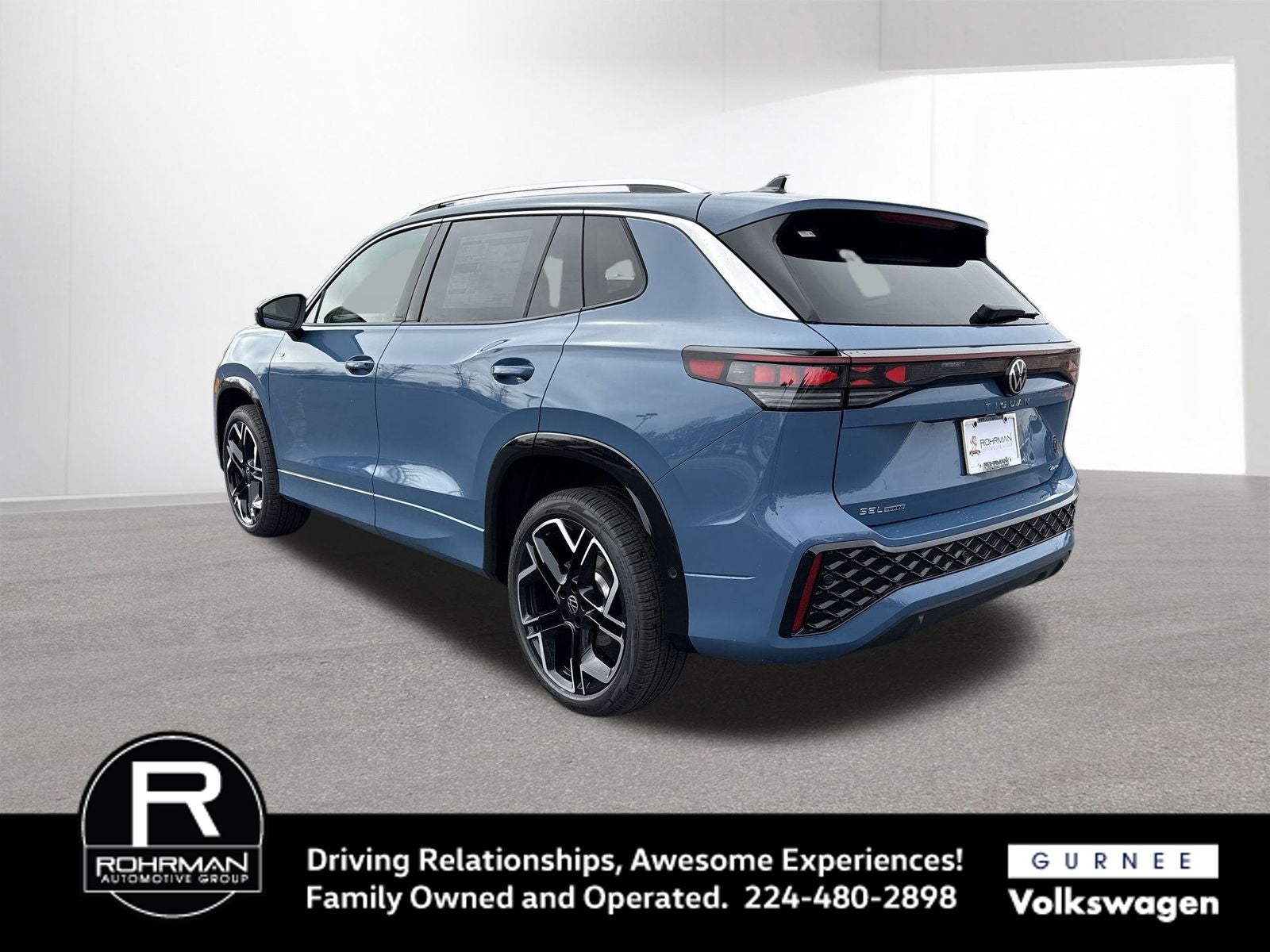 2026 Volkswagen Tiguan 2.0T SEL R-Line