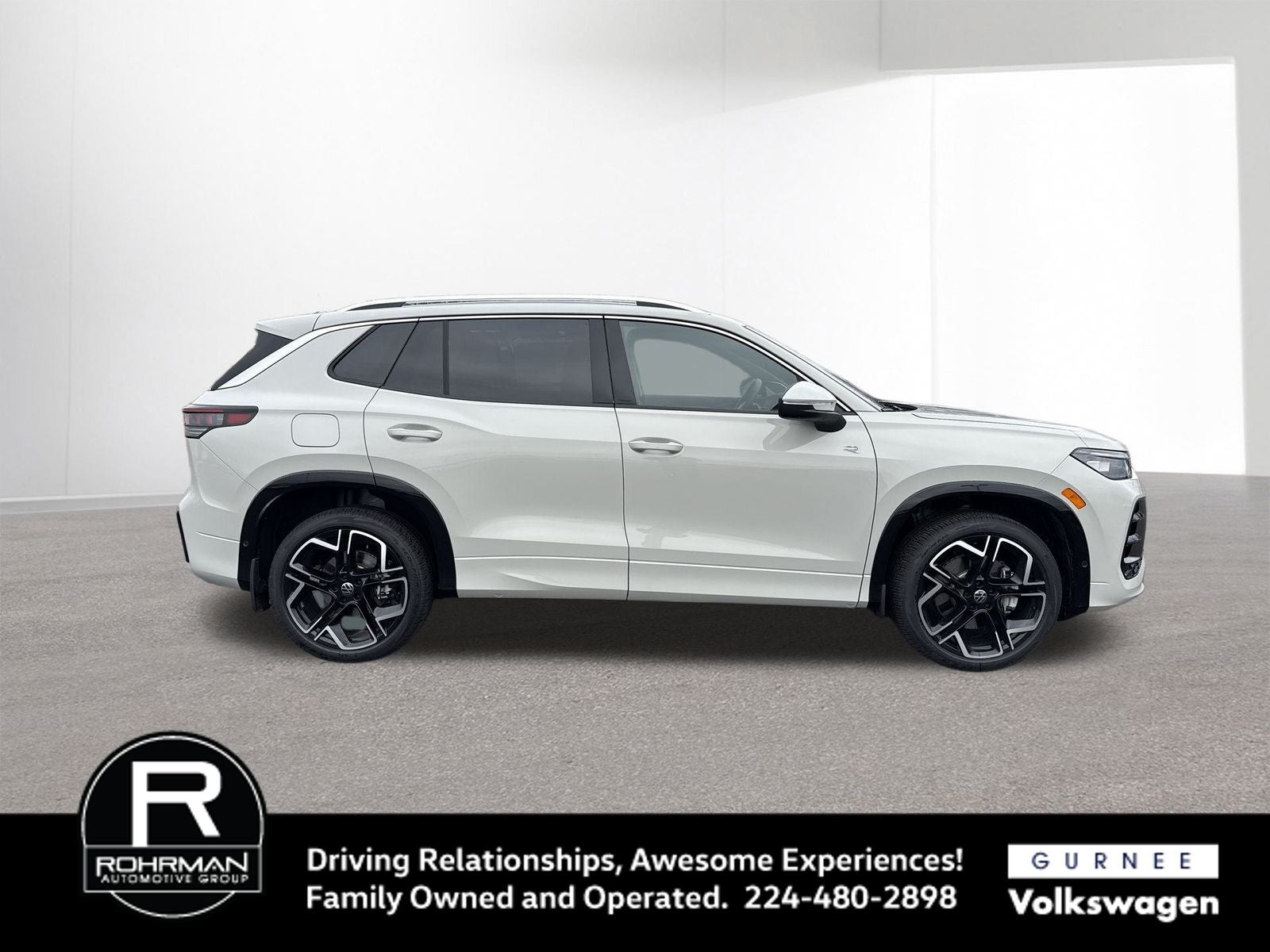 2026 Volkswagen Tiguan 2.0T SEL R-Line Turbo