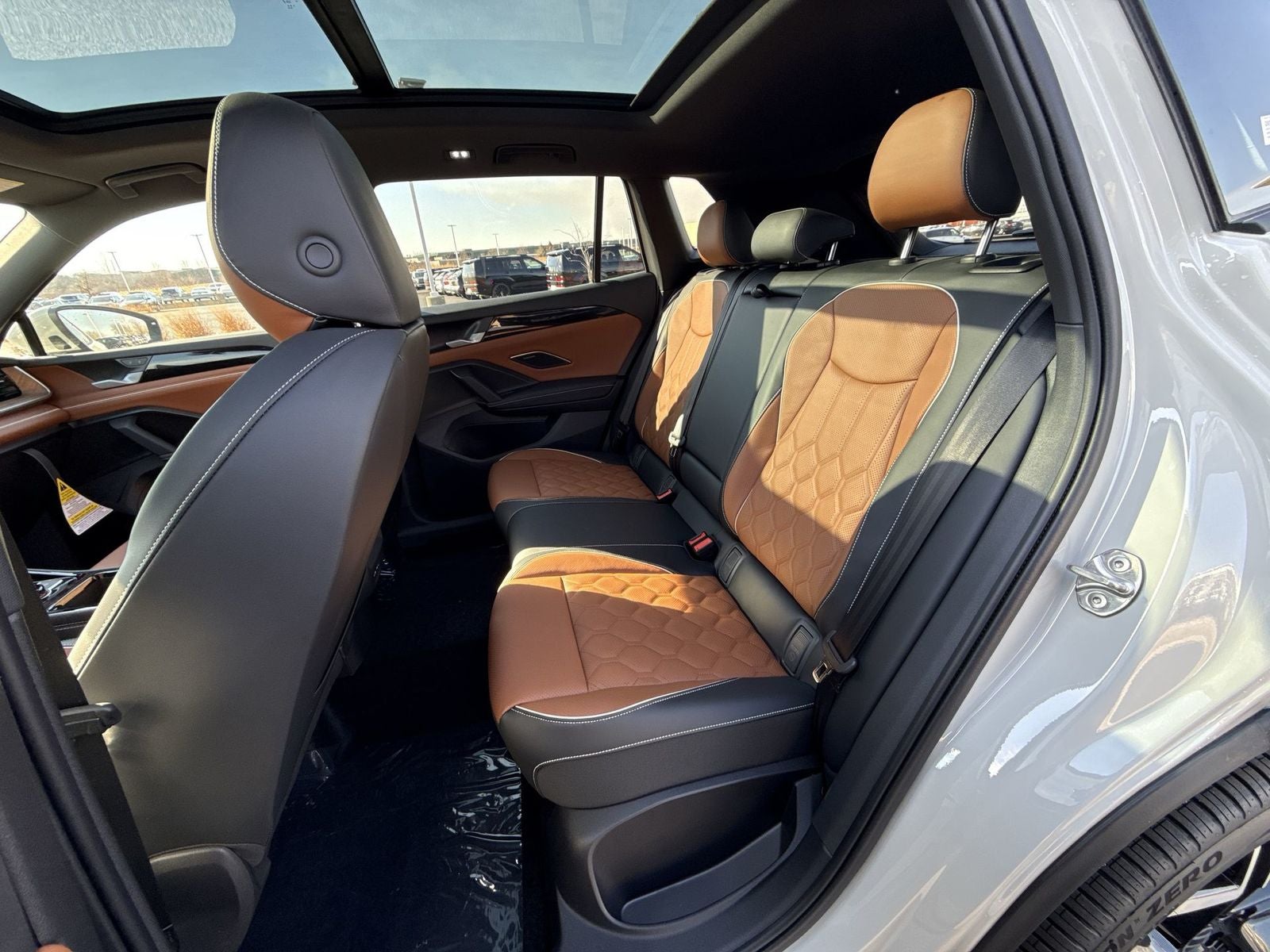 2026 Volkswagen Tiguan 2.0T SEL R-Line Turbo