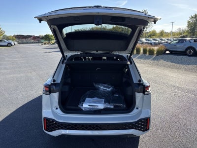 2026 Volkswagen Tiguan SEL R-Line Turbo