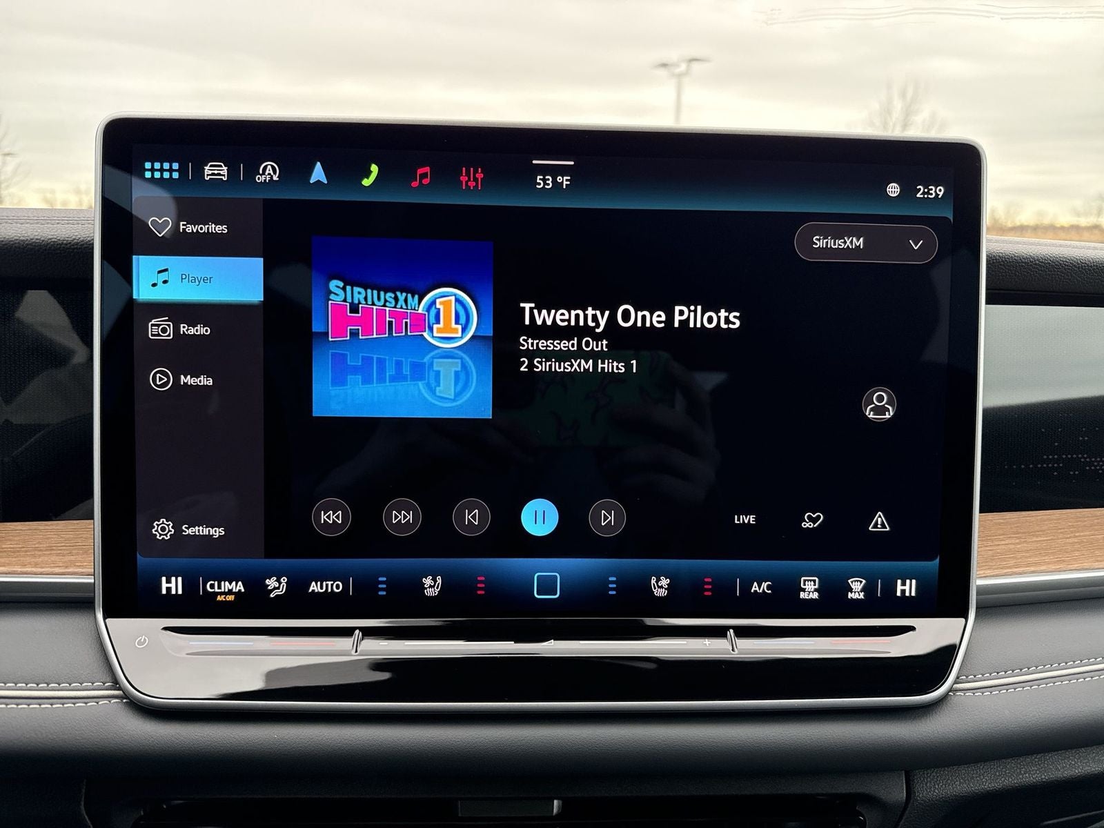 2026 Volkswagen Tiguan 2.0T SEL R-Line Turbo