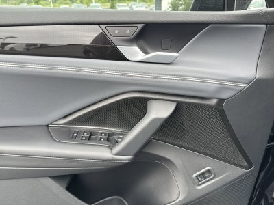 2026 Volkswagen Tiguan 2.0T SEL R-Line