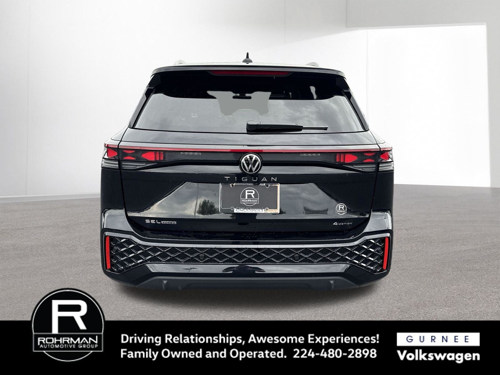 2026 Volkswagen Tiguan 2.0T SEL R-Line
