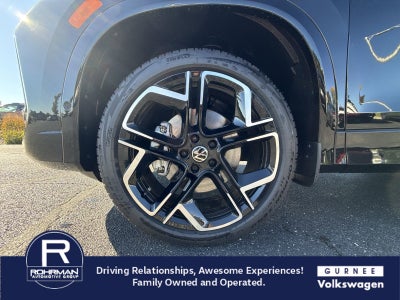 2026 Volkswagen Tiguan 2.0T SEL R-Line Turbo