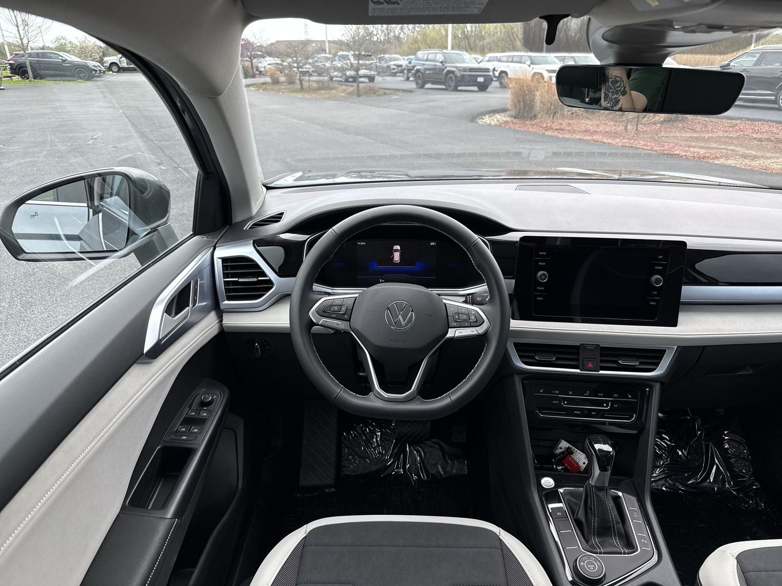 2026 Volkswagen Taos 1.5T SE