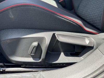 2025 Volkswagen Golf GTI 2.0T SE