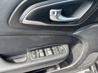 2017 Chrysler 200 LX