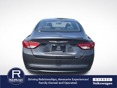 2017 Chrysler 200 LX
