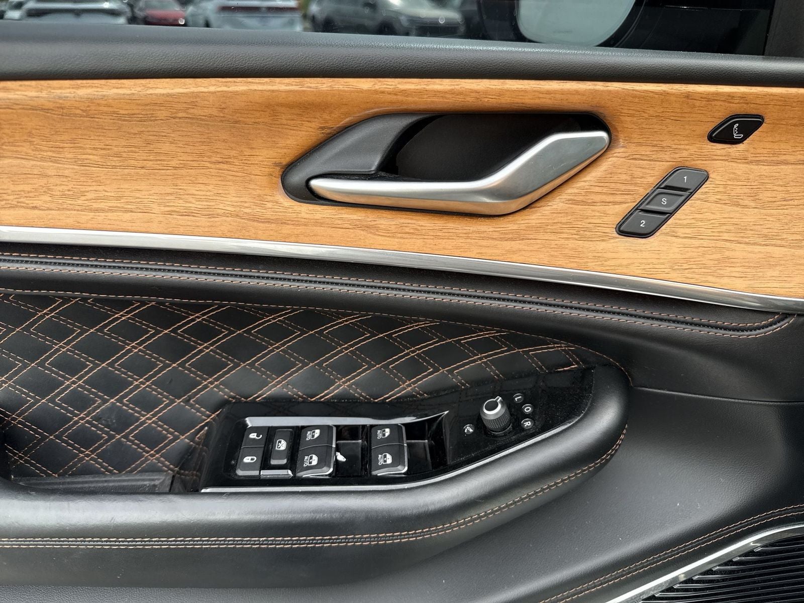 2022 Jeep Grand Cherokee Summit Reserve Reserve