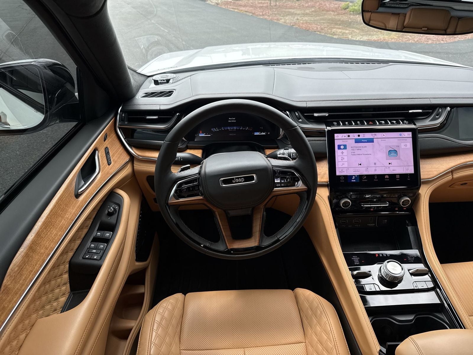 2025 Jeep Grand Cherokee Summit Reserve Reserve