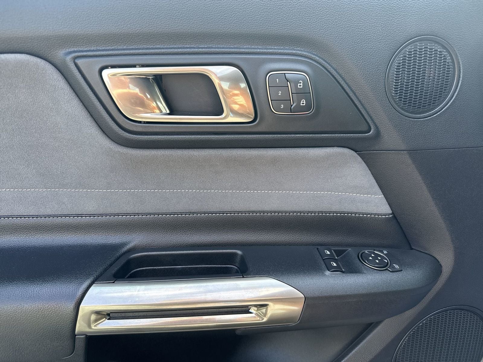 2019 Ford Mustang Shelby GT350 Electronics Package