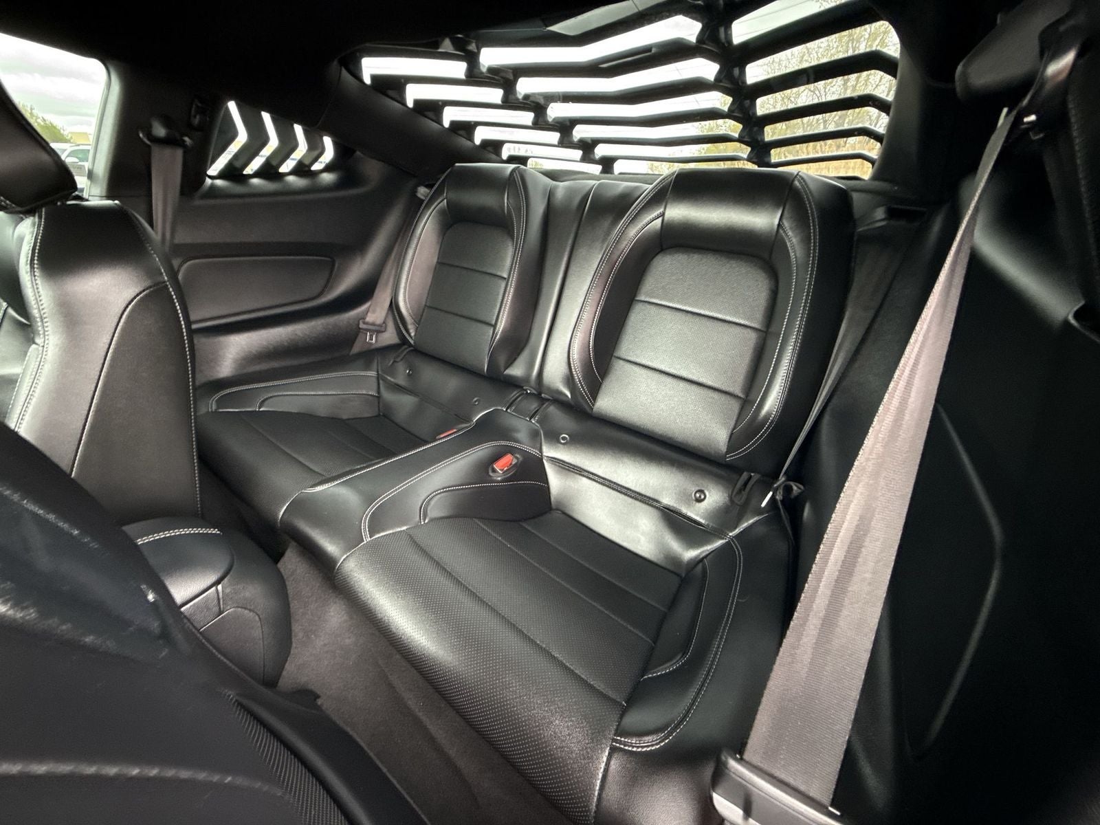 2022 Ford Mustang Mach 1