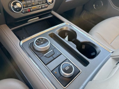 2021 Ford Expedition Max XLT 202A