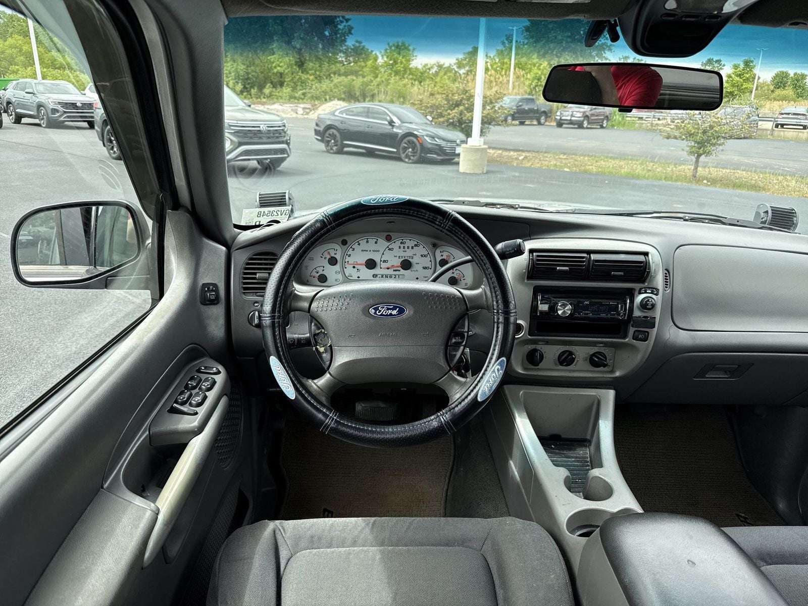 2001 Ford Explorer Sport Trac Base 126 WB