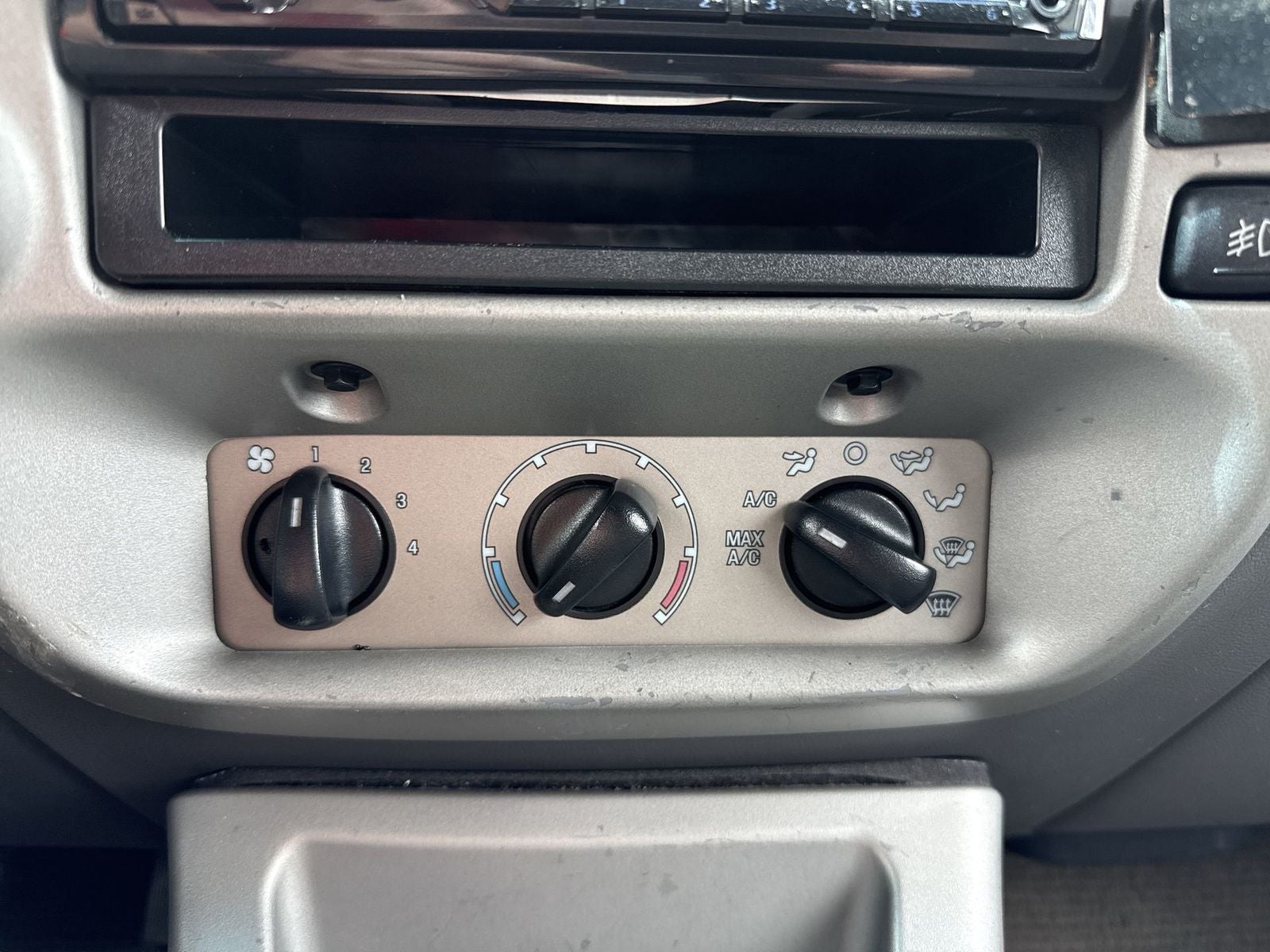 2001 Ford Explorer Sport Trac Base 126 WB