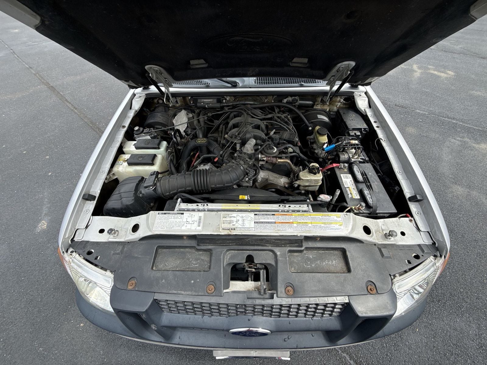 2001 Ford Explorer Sport Trac Base 126 WB