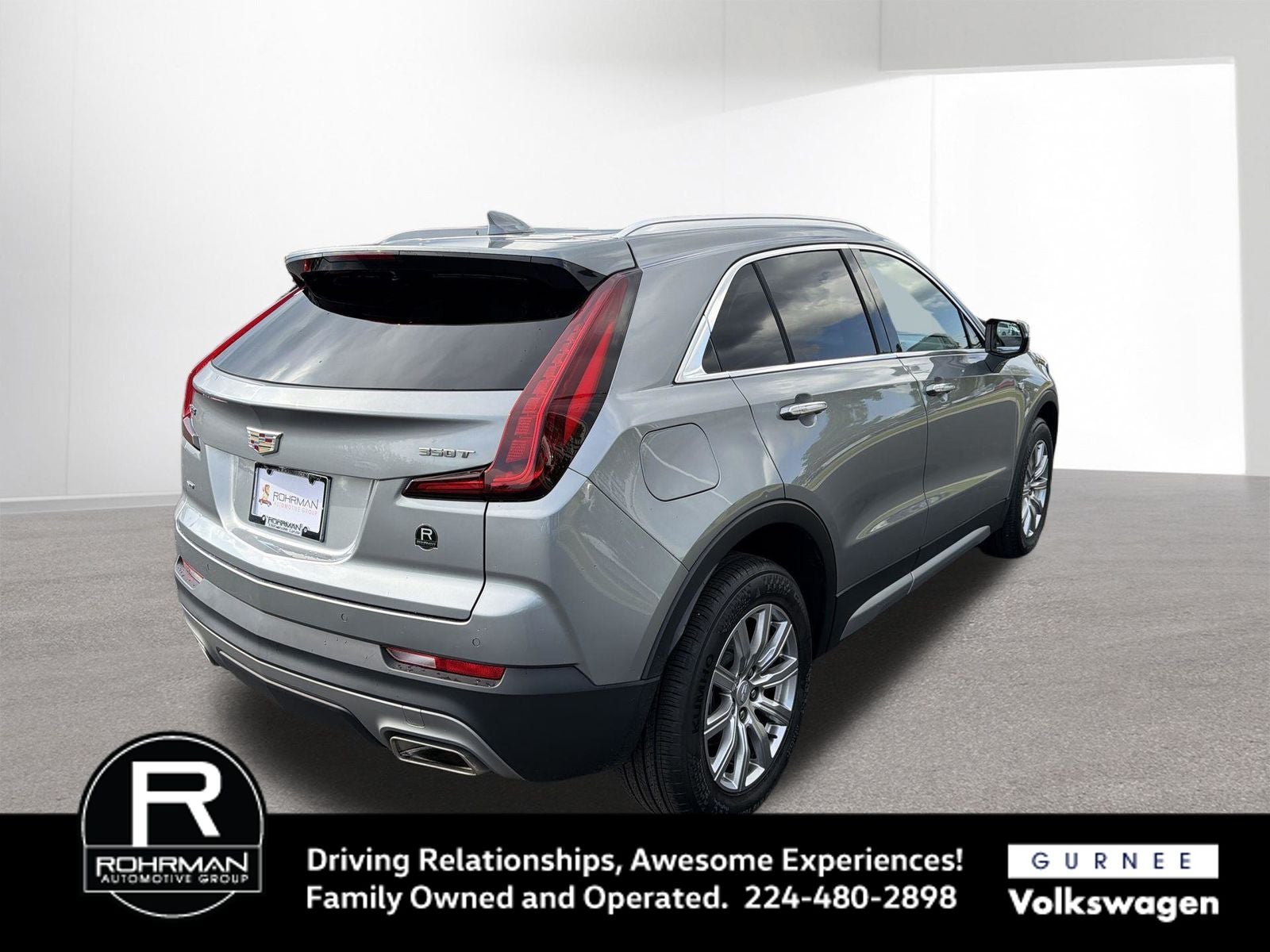 2023 Cadillac XT4 Premium Luxury
