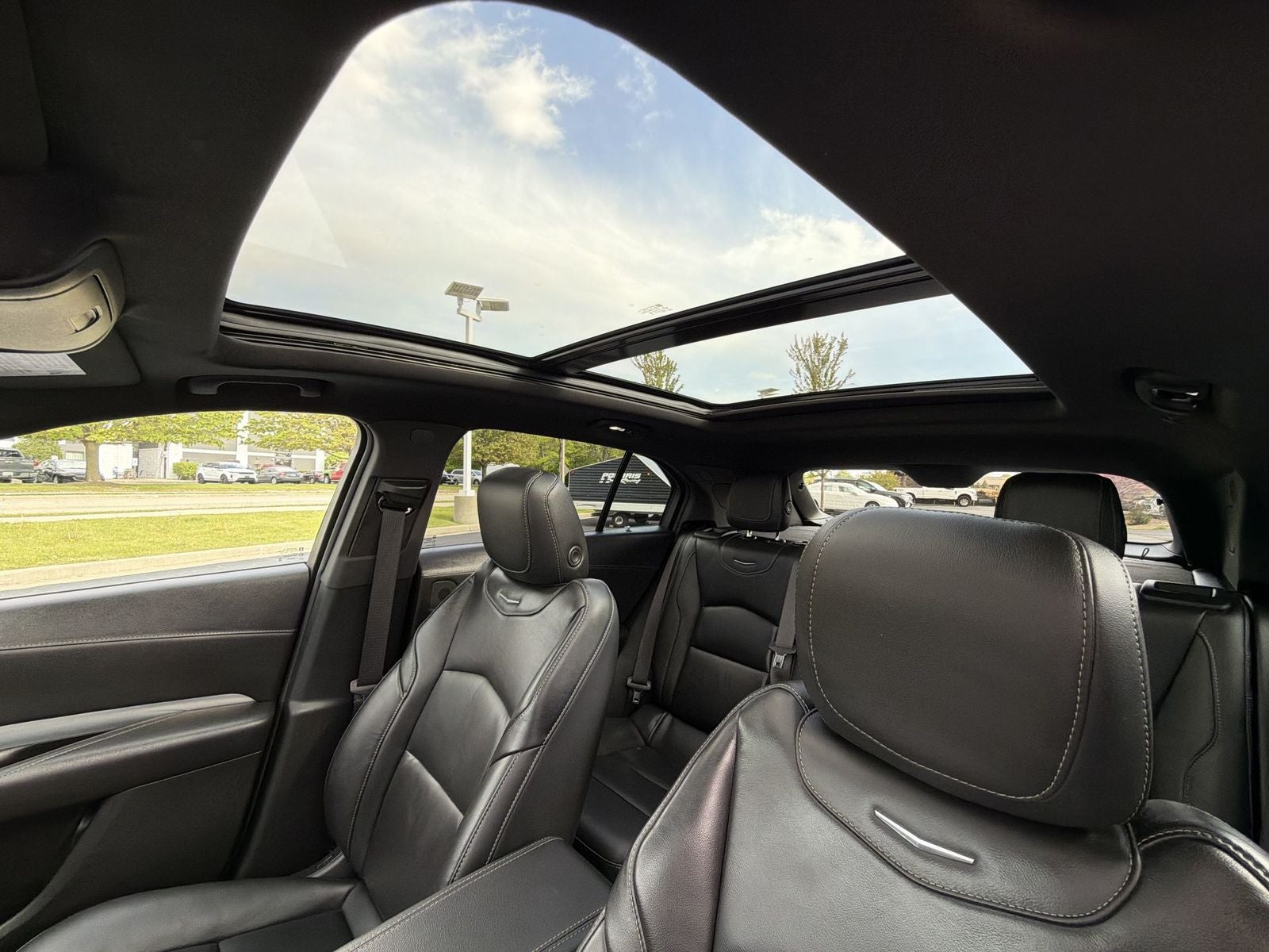 2023 Cadillac XT4 Premium Luxury