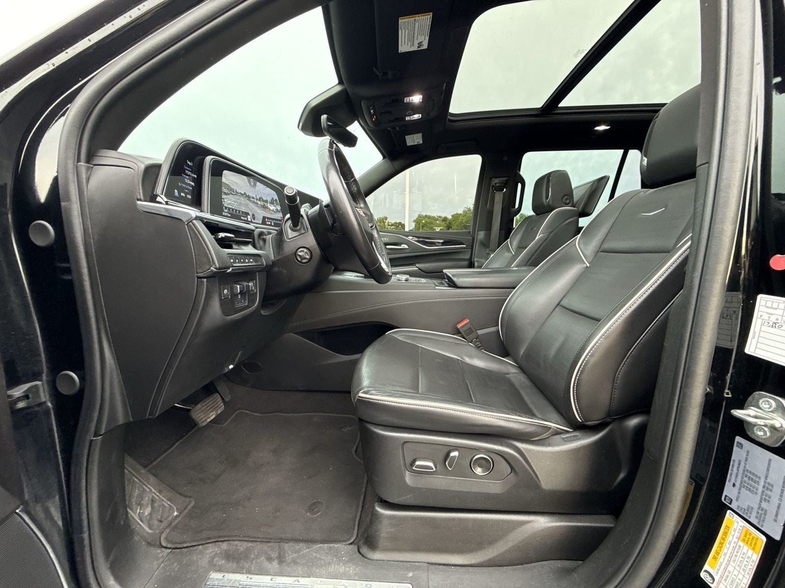 2023 Cadillac Escalade Sport