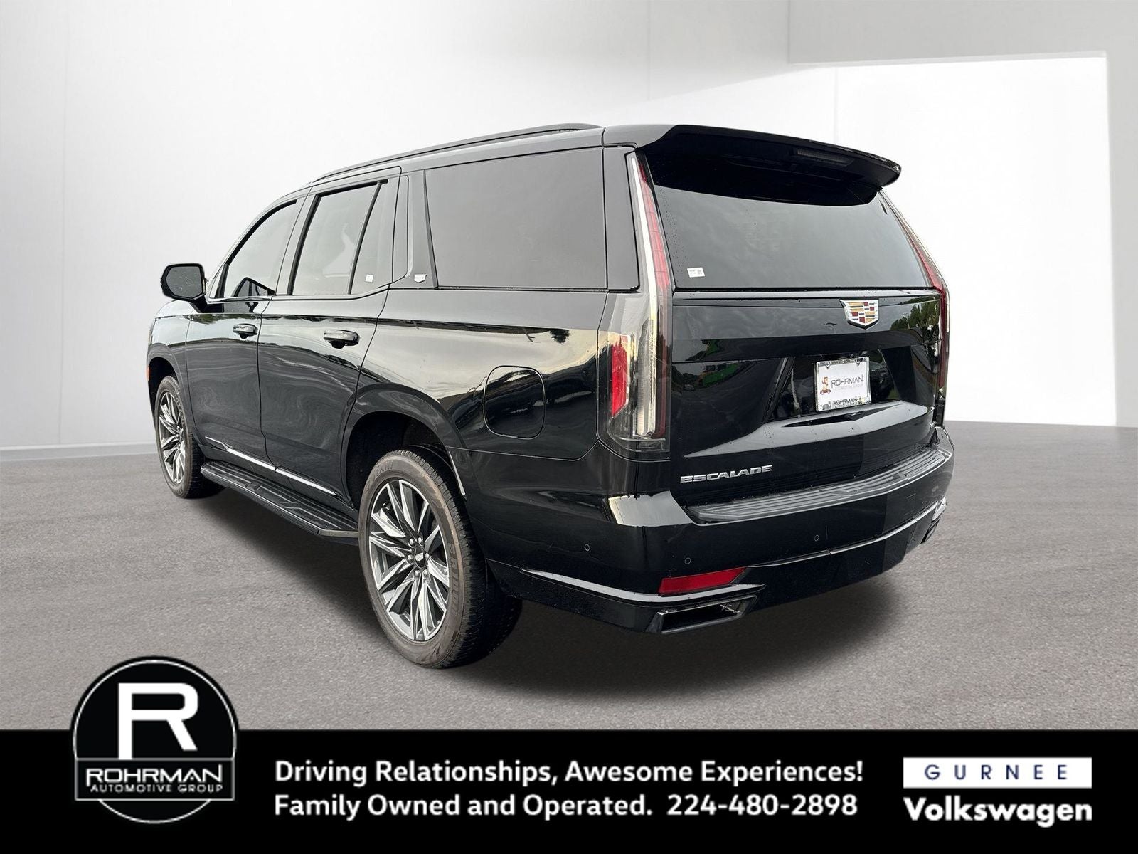 2023 Cadillac Escalade Sport