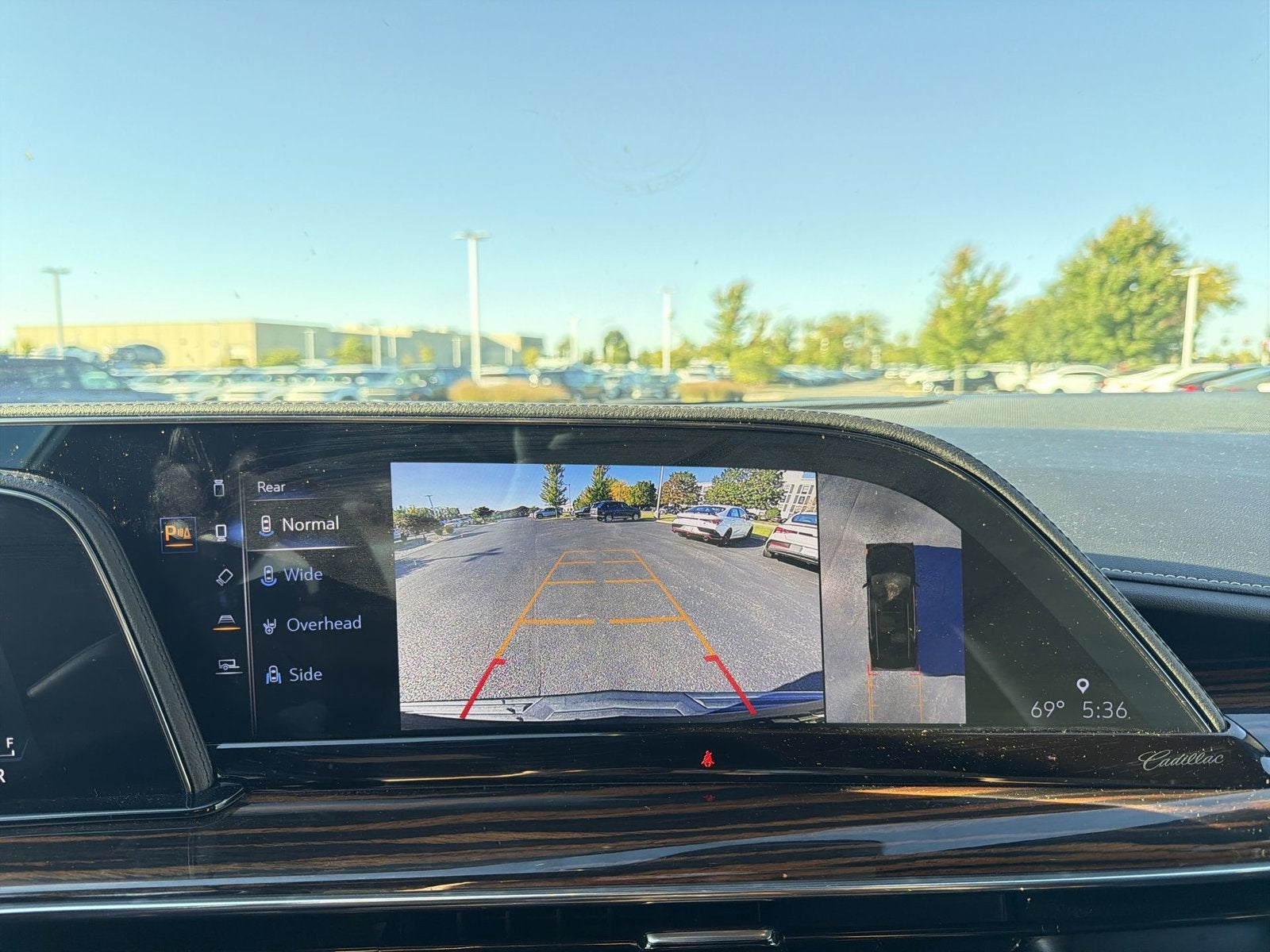 2022 Cadillac Escalade ESV Premium