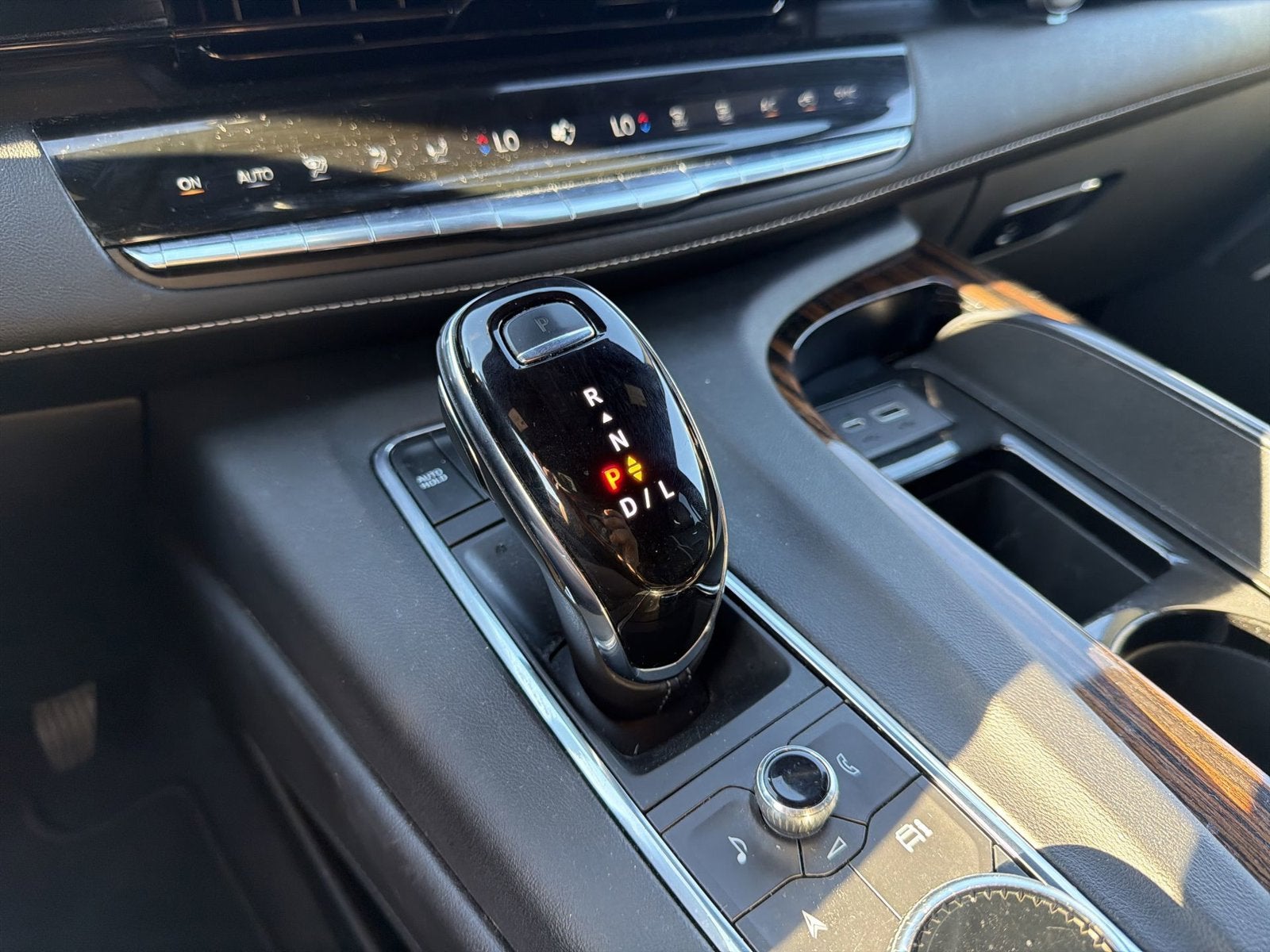 2022 Cadillac Escalade ESV Premium