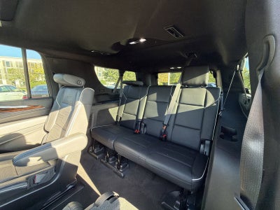 2022 Cadillac Escalade ESV Premium