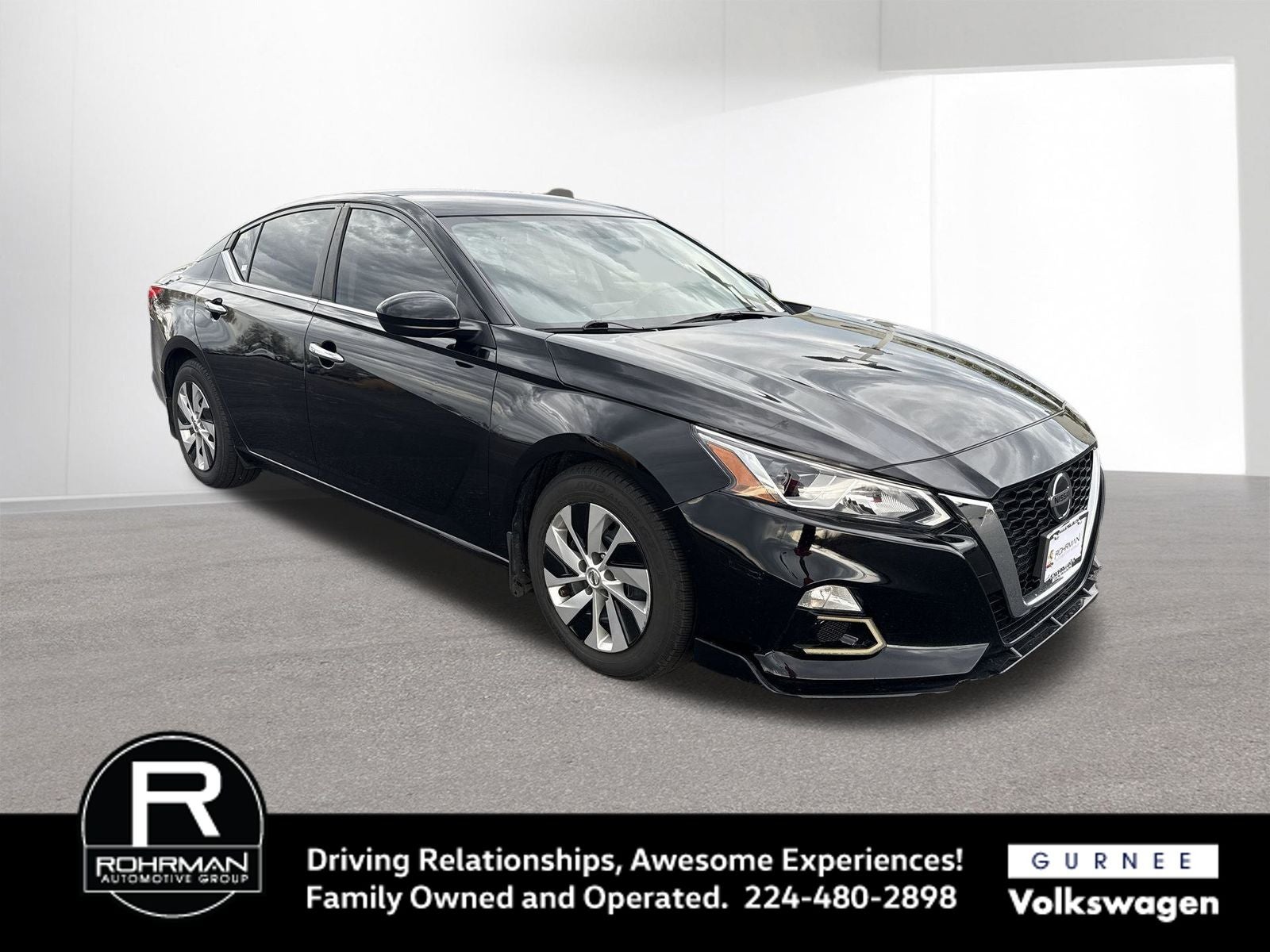 Used 2019 Nissan Altima S with VIN 1N4BL4BV3KC254390 for sale in Gurnee, IL