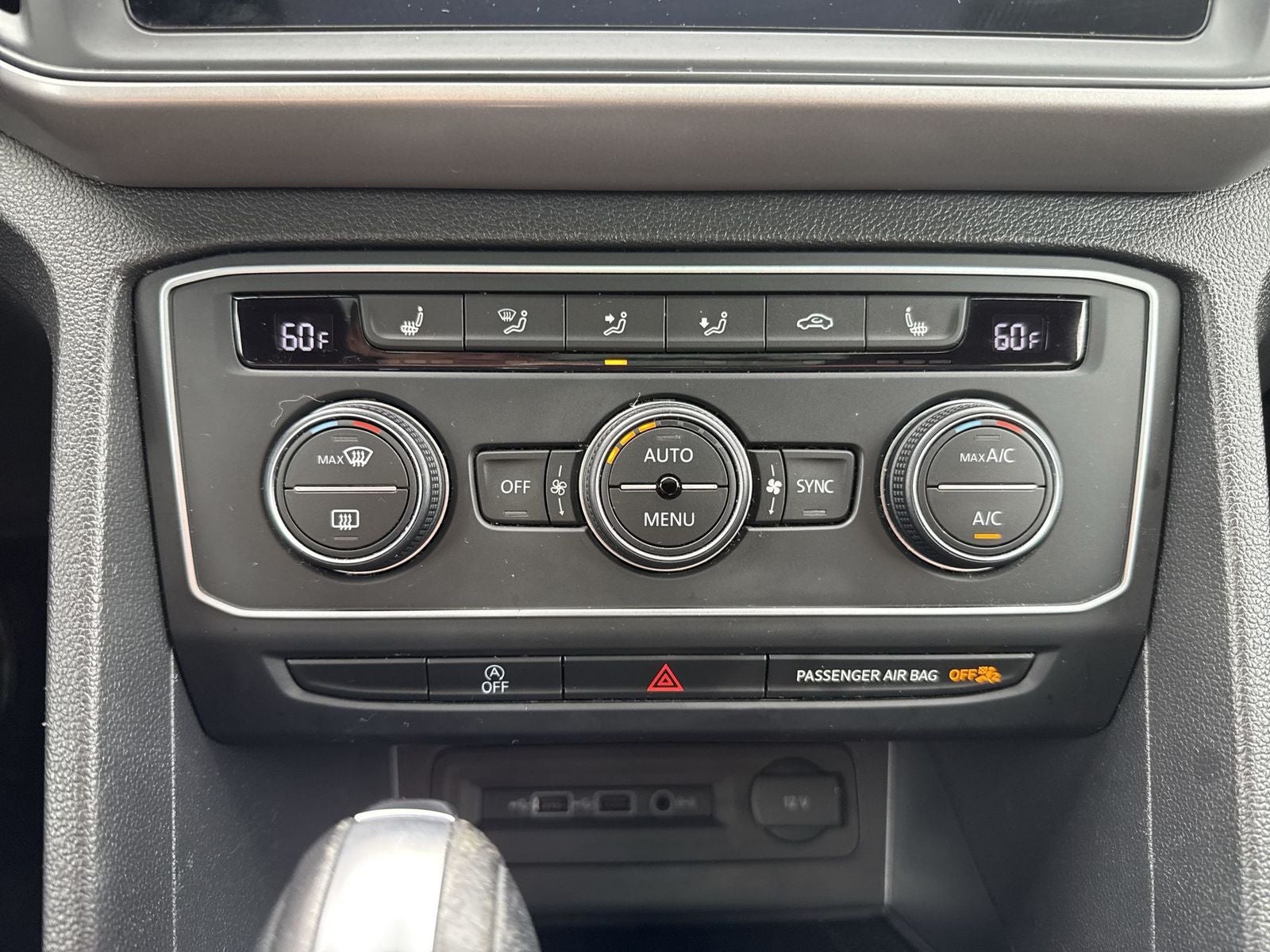 2020 Volkswagen Atlas Cross Sport 3.6L V6 SE w/Technology 4Motion