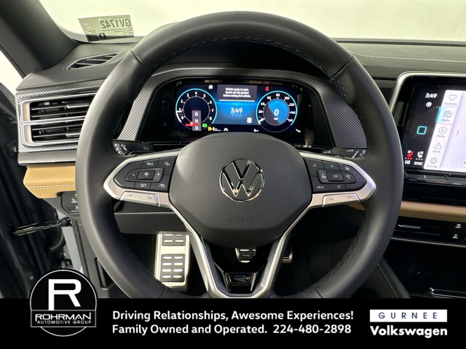 2024 Volkswagen Atlas Cross Sport 2.0T SEL R-Line