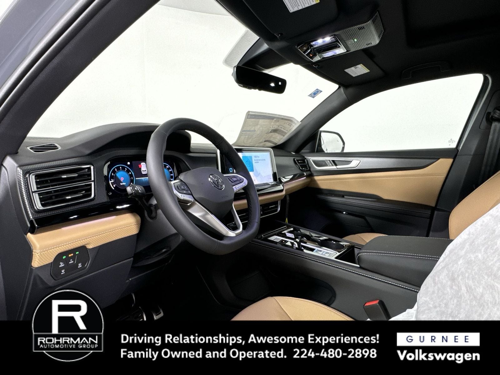 2024 Volkswagen Atlas Cross Sport 2.0T SEL R-Line