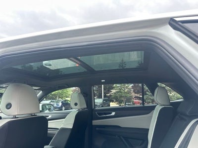 2024 Volkswagen Atlas Cross Sport 2.0T SEL Premium R-Line