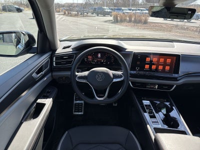 2024 Volkswagen Atlas 2.0T Peak Edition SEL