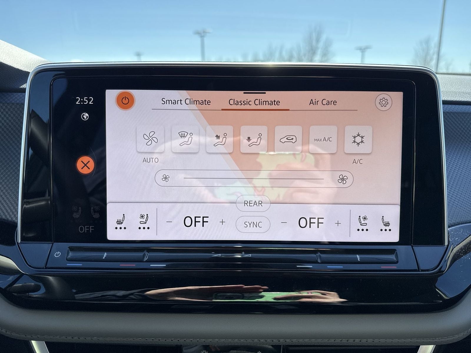 2024 Volkswagen Atlas 2.0T Peak Edition SEL