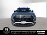 2024 Volkswagen Atlas 2.0T Peak Edition SEL