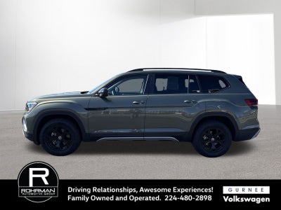 2024 Volkswagen Atlas 2.0T Peak Edition SEL