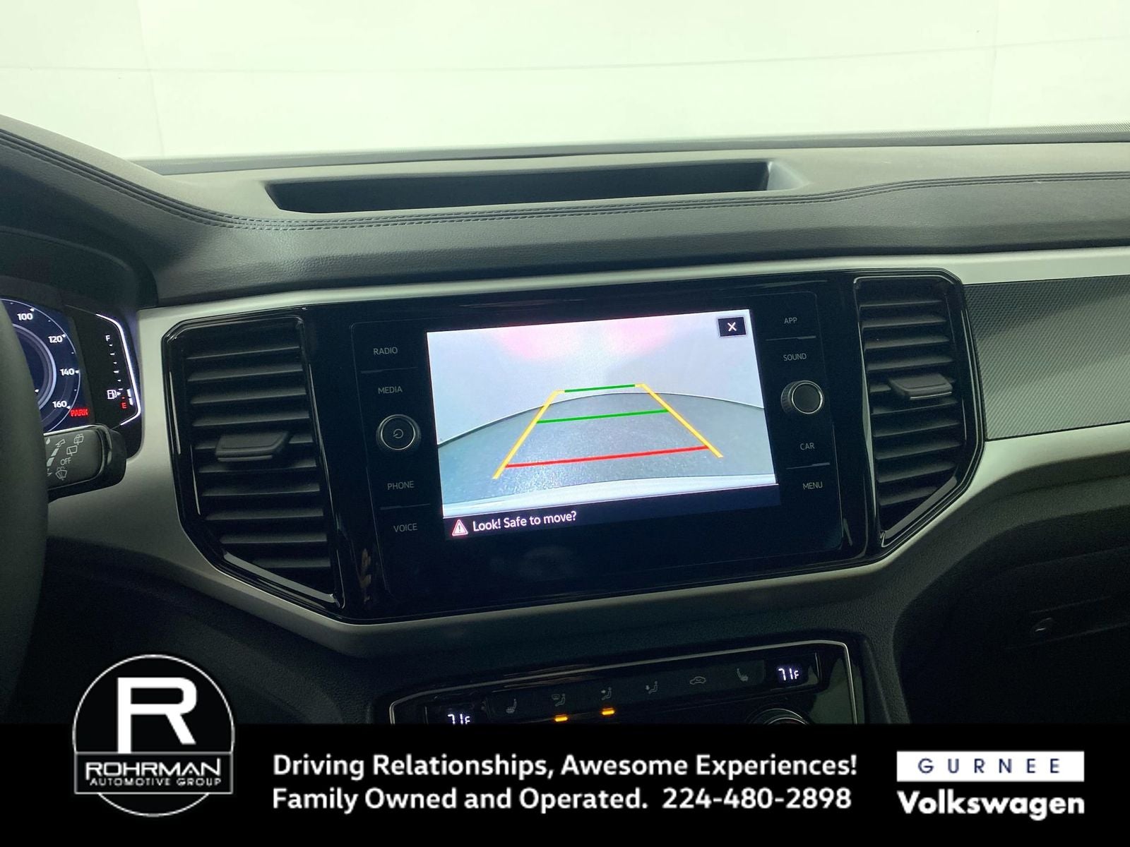 2022 Volkswagen Atlas Cross Sport 3.6L V6 SE w/Technology