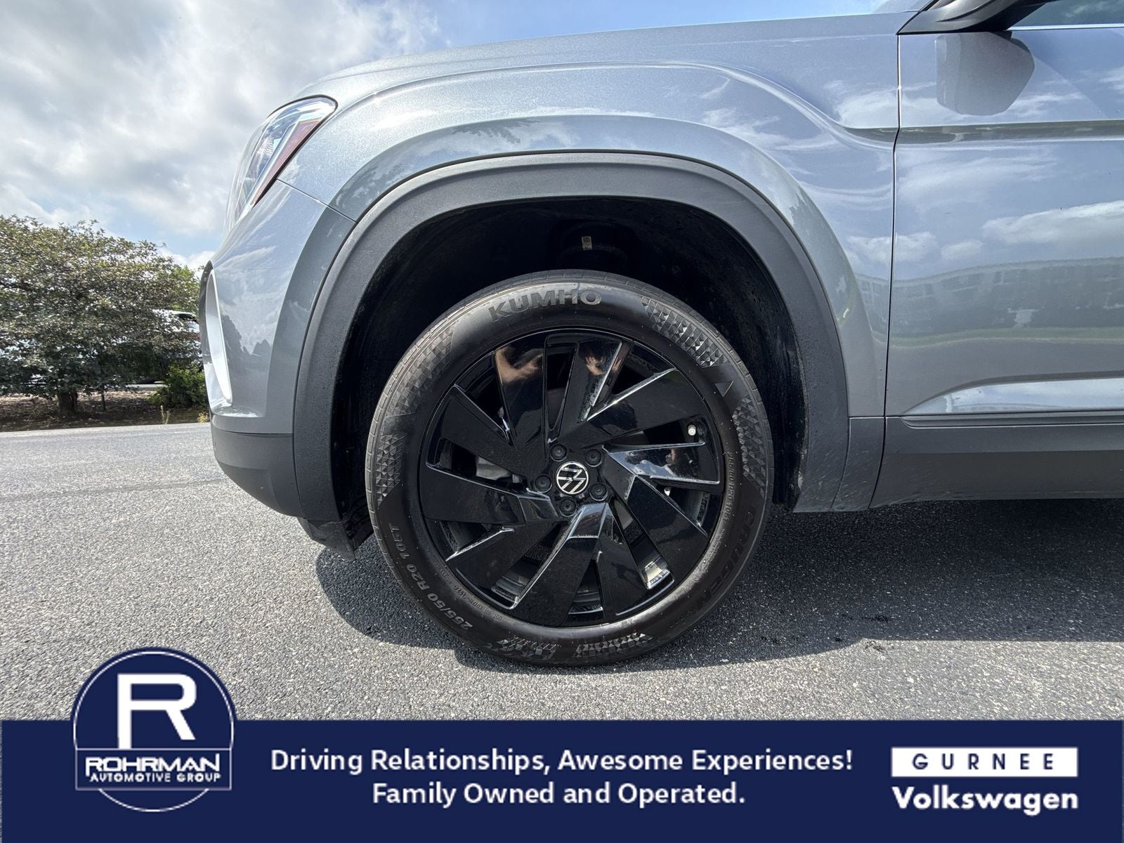 2024 Volkswagen Atlas 2.0T SE w/Technology