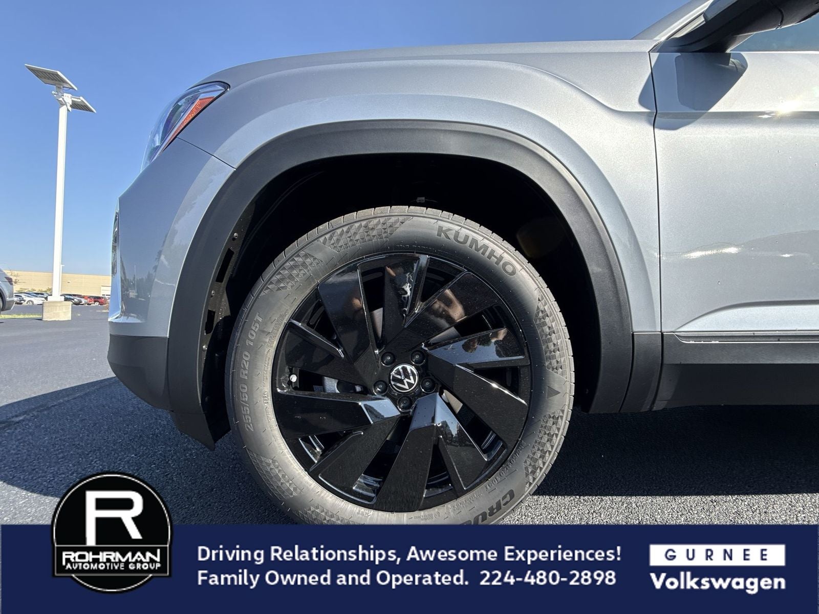 2026 Volkswagen Atlas 2.0T SE w/Technology