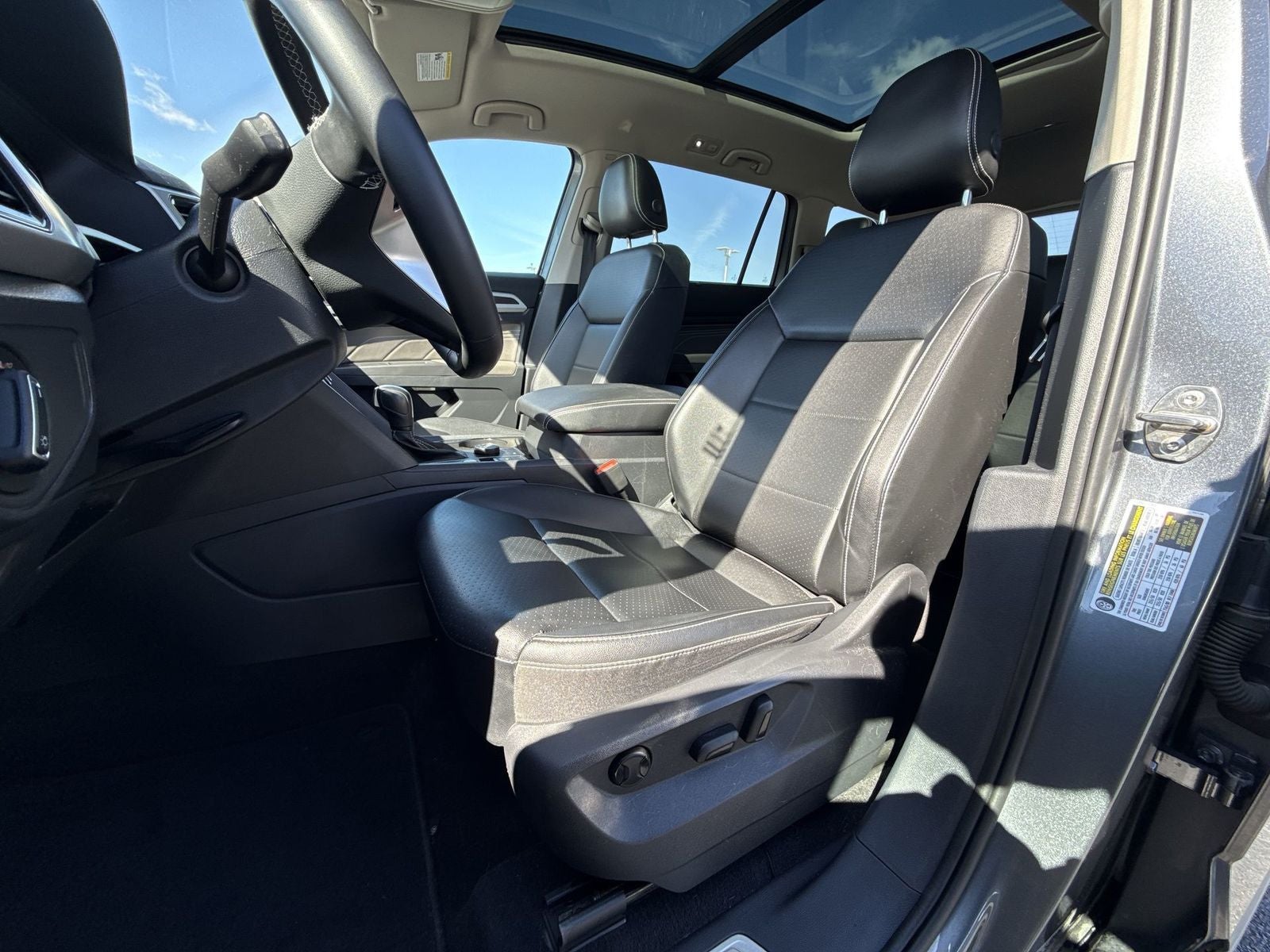 2022 Volkswagen Atlas 2.0T SE w/Technology