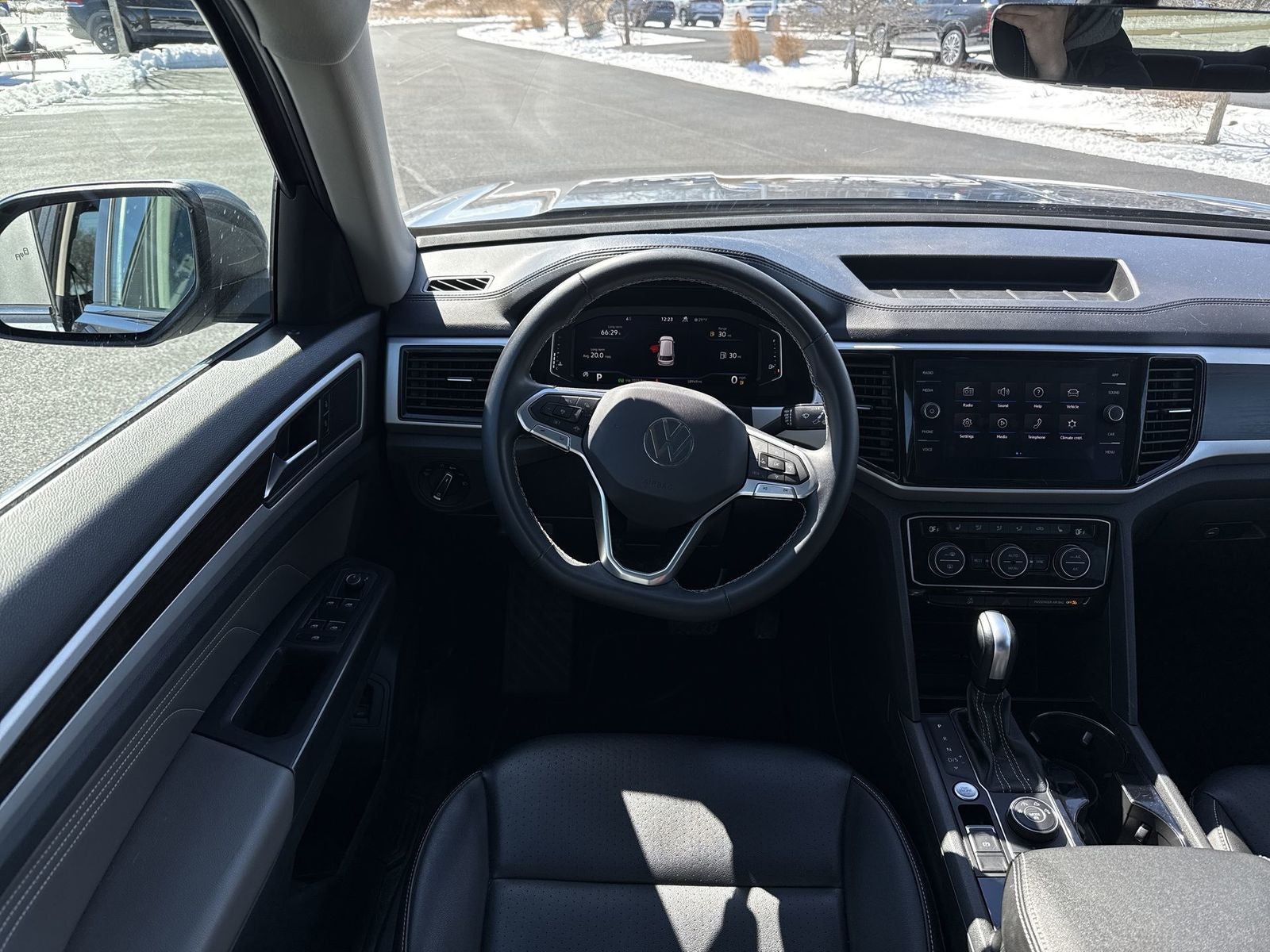 2022 Volkswagen Atlas 2.0T SE w/Technology