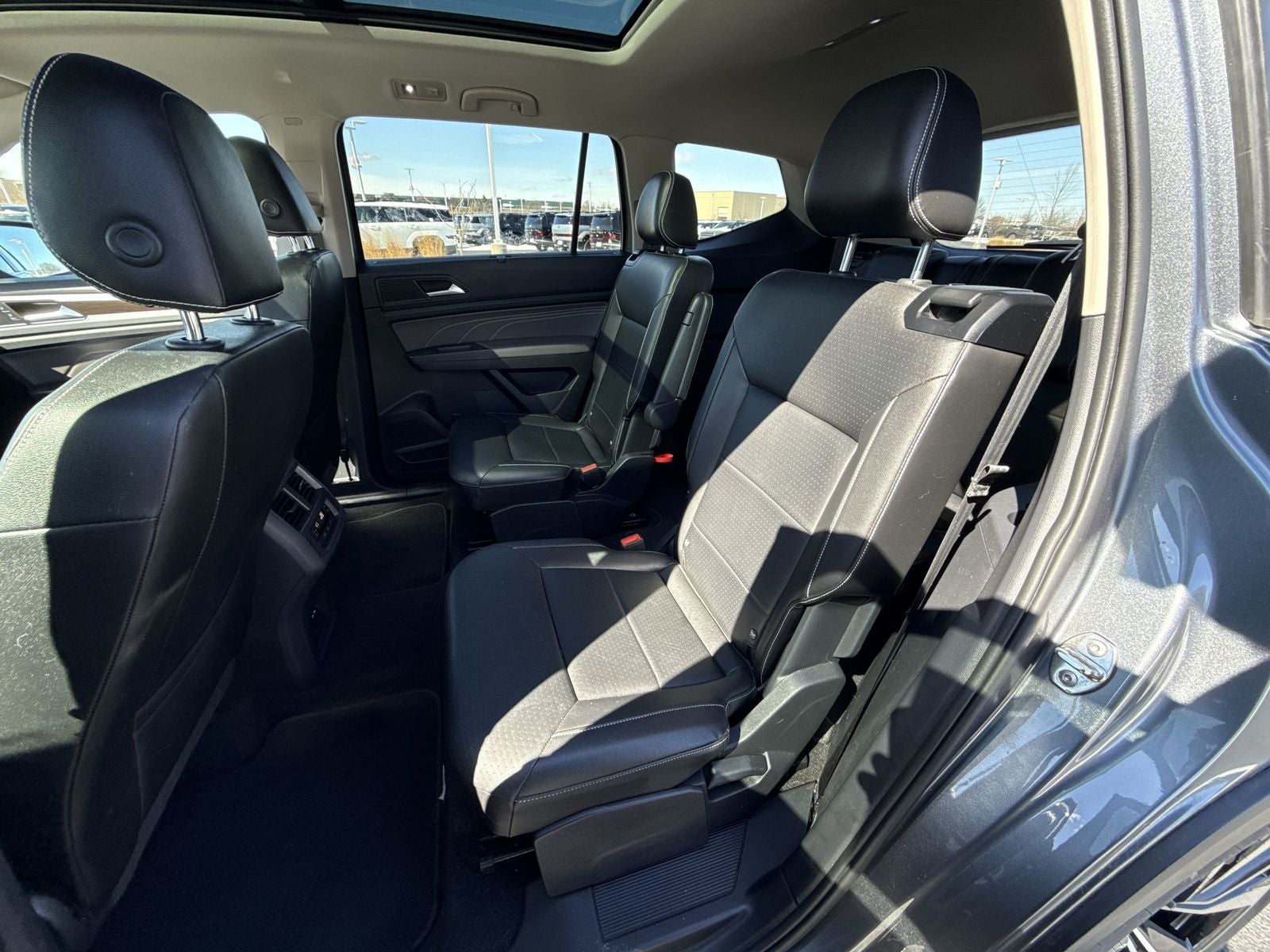 2022 Volkswagen Atlas 2.0T SE w/Technology