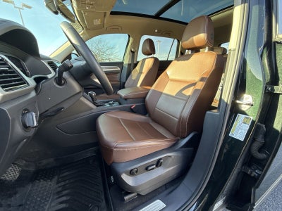 2022 Volkswagen Atlas 3.6L V6 SE w/Technology