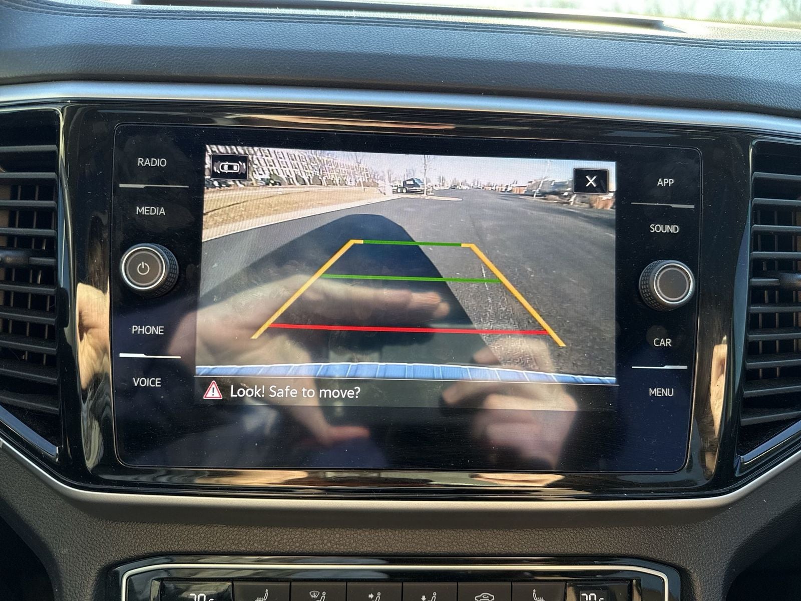 2022 Volkswagen Atlas 3.6L V6 SE w/Technology