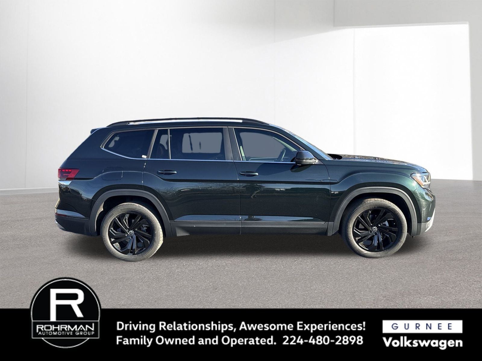 2022 Volkswagen Atlas 3.6L V6 SE w/Technology