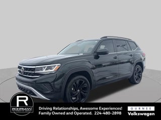 2022 Volkswagen Atlas 3.6L V6 SE w/Technology